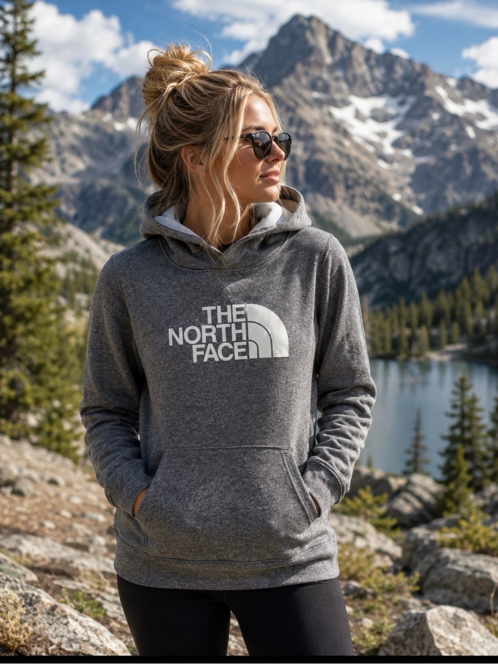 The North Face Women's Gray Logo Pullover Hoodie